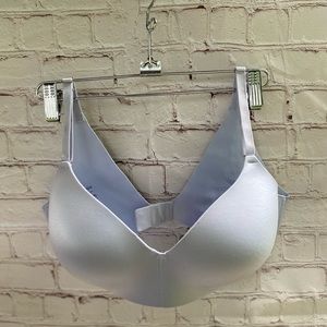 Soma wireless Vanishing back bra 38B